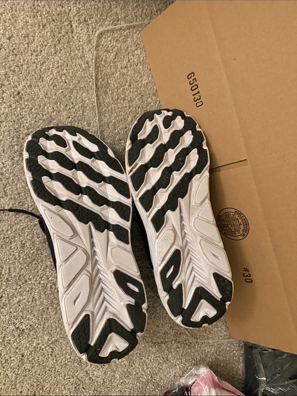 HOKA Men's Clifton 8 Running Shoes Black- Men’s Size 11D - Picture 7 of 10